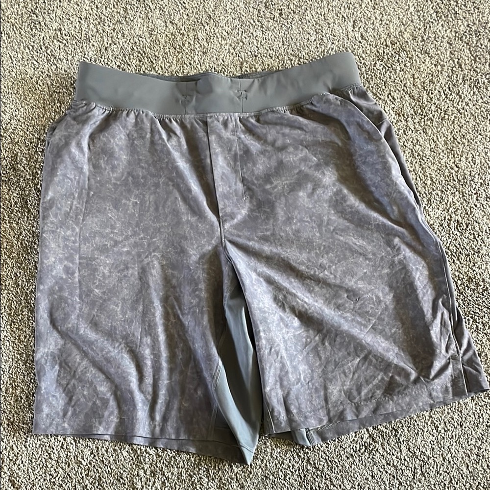 Men's THE Lululemon 9’ liner less shorts